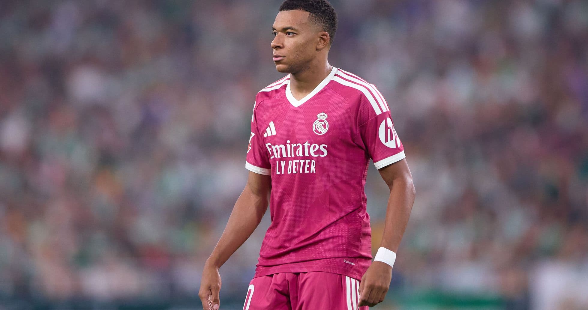 Christophe Dugarry critica a Kylian Mbappé por su ambición del Balón de Oro Christophe Dugarry critica a Kylian Mbappé por su ambición del Balón de Oro