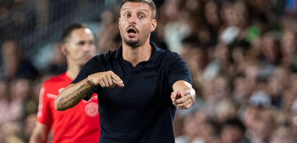 Martin Anselmi revela el plan audaz del Elche para enfrentar al Real Madrid Martin Anselmi revela el plan audaz del Elche para enfrentar al Real Madrid