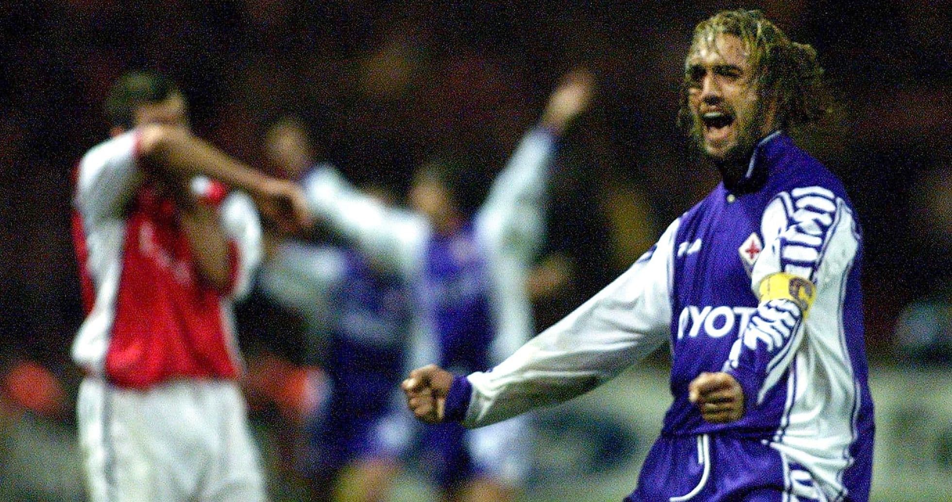 Batistuta vuelve a brillar en la fiesta del centenario de Fiorentina con dos goles Batistuta vuelve a brillar en la fiesta del centenario de Fiorentina con dos goles