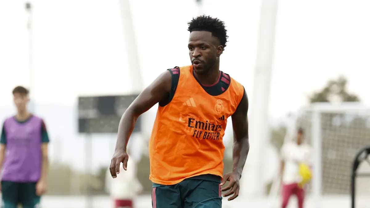 Vinicius Junior regresa a entrenar con el Real Madrid mientras avanzan las negociaciones de contrato en medio del interés del Arsenal Vinicius Junior regresa a entrenar con el Real Madrid mientras avanzan las negociaciones de contrato en medio del interés del Arsenal