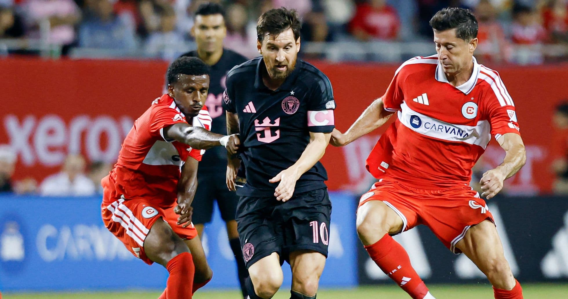 Messi y Lewandowski protagonizan empate histórico entre Inter Miami y Chicago Fire en un Soldier Field lleno Messi y Lewandowski protagonizan empate histórico entre Inter Miami y Chicago Fire en un Soldier Field lleno